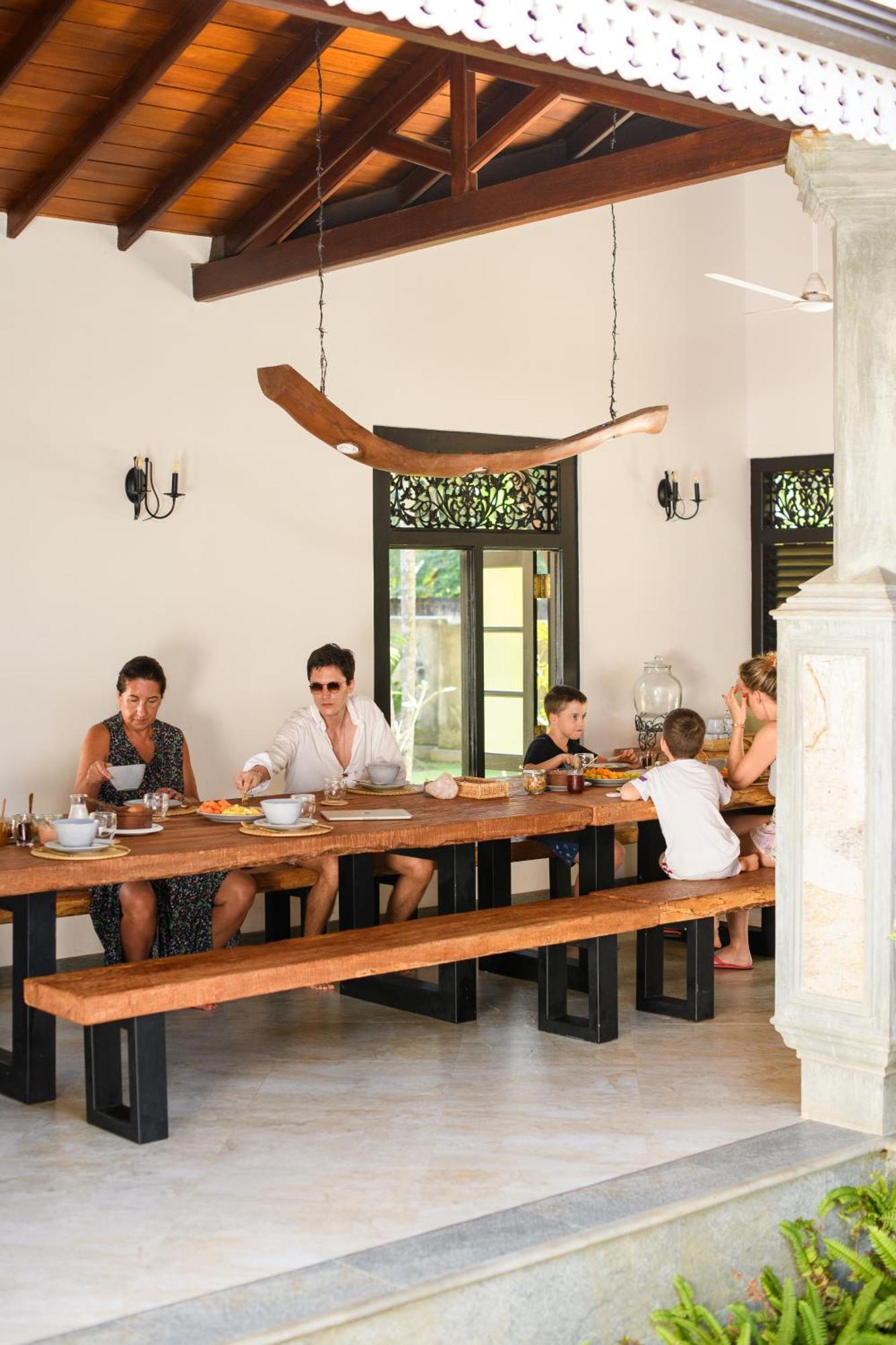 Roots Retreat Hotel Unawatuna Exterior photo