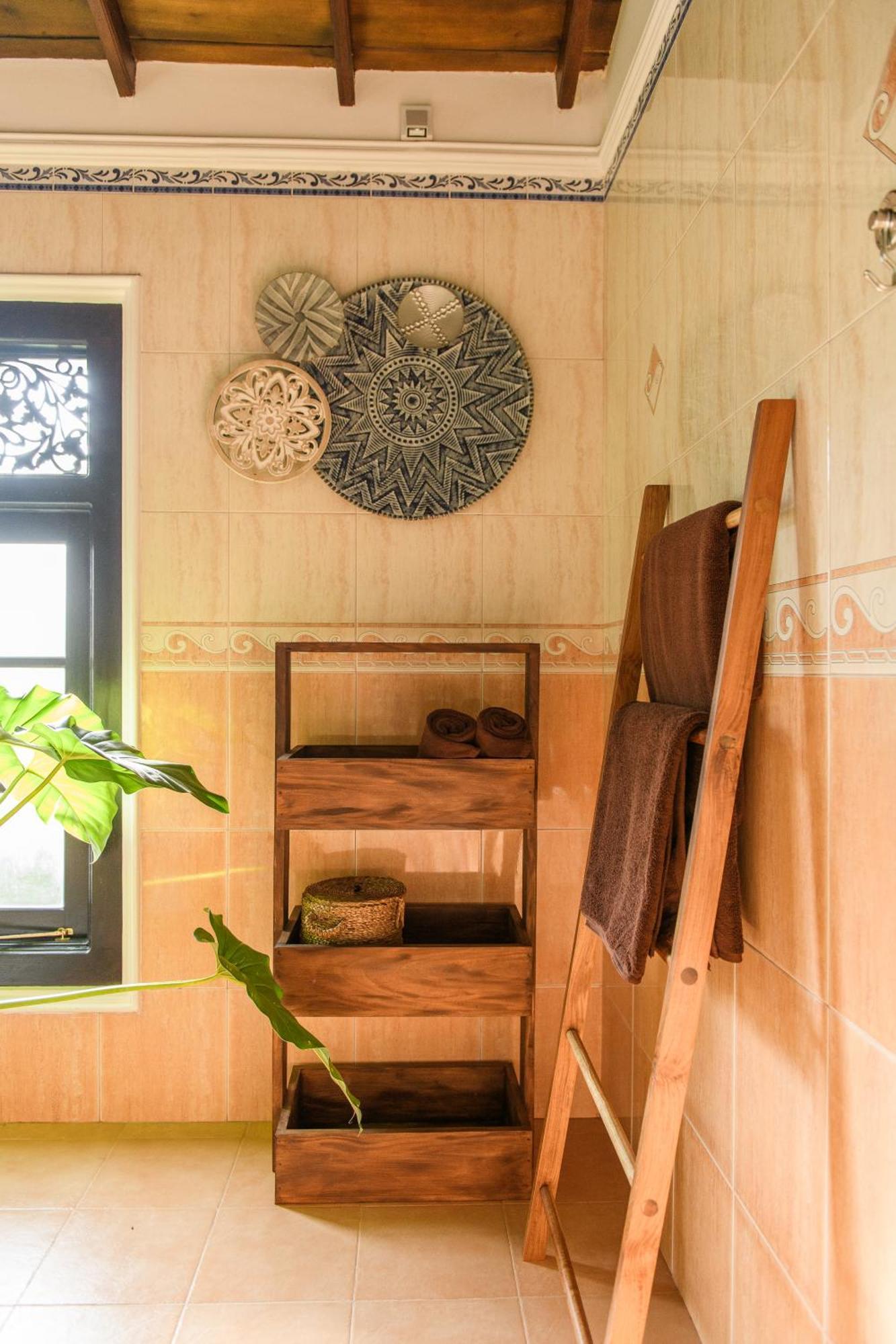 Roots Retreat Hotel Unawatuna Exterior photo